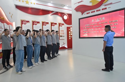 沉温红色岁月 共话经典篇章 | 抖du圈党委发展庆建党103周年红色阅读活动